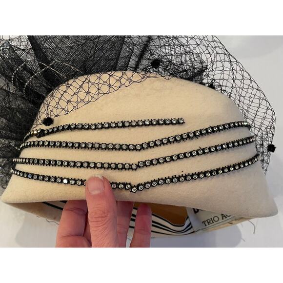 Vintage Don Anderson for Trio Accessories Ivory Wool Hat, Veil, Rhinestone, Bow - Picture 10 of 11